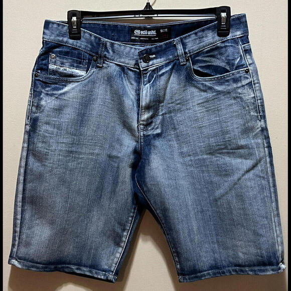 Ecko Unltd Mens Vintage Baggie‎ Fit Wide Leg Jean Shorts Size 34 K50 - Picture 1 of 3